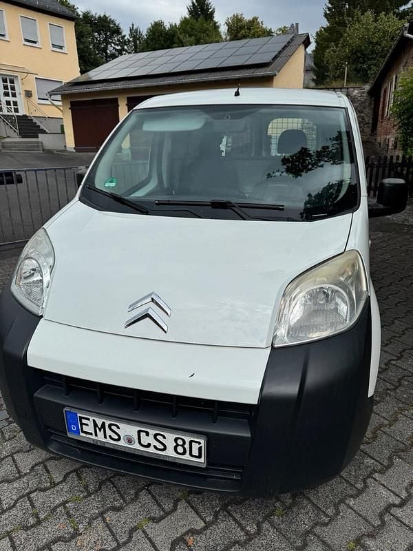 Weiß Gebraucht 2015 Citroën Nemo Van / Kleinbus | 5.500 € - Bild 1/4