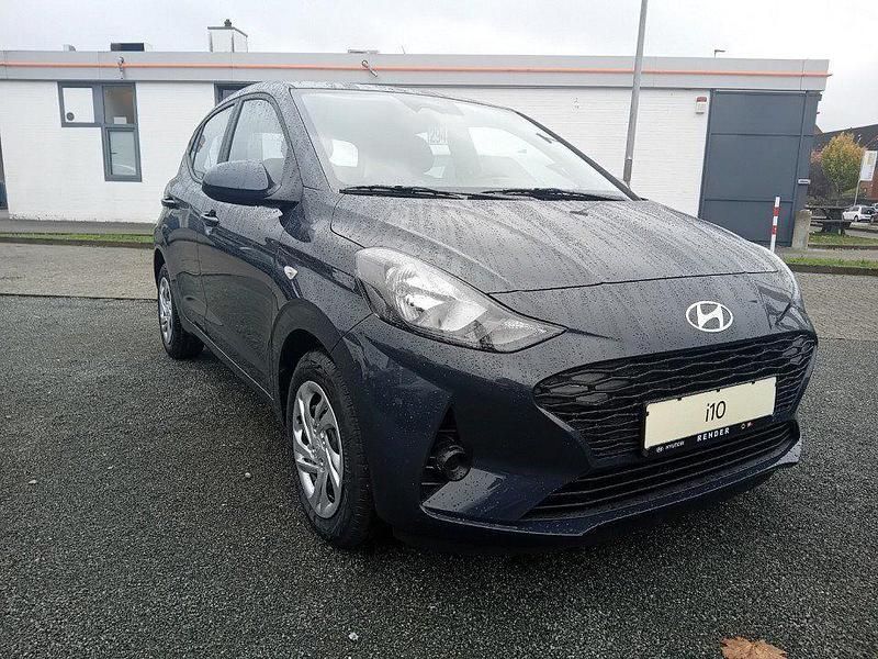 Neu Hyundai i10 Select 63 PS (46 kW) 2025 Grau Kleinwagen