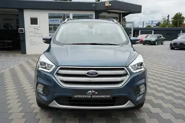 Gebraucht Ford Kuga Cool & Connect 150 PS (110 kW) 2019 Blau SUV