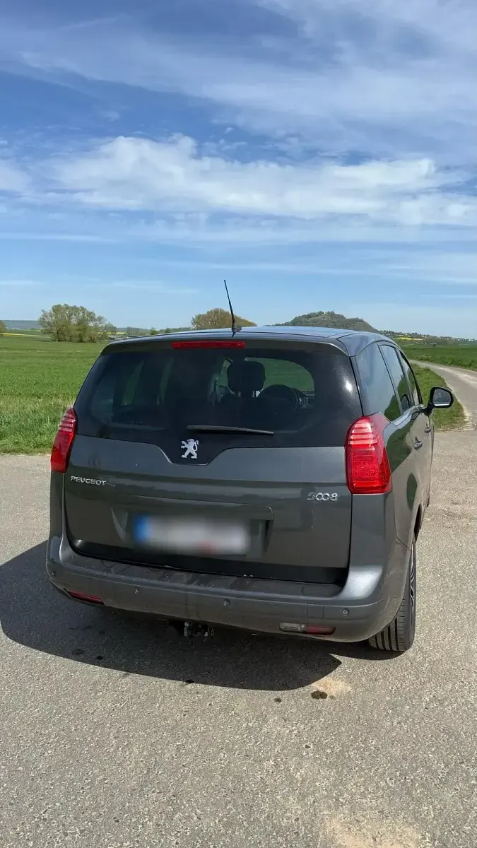 Gebraucht Peugeot 5008 150 PS (110 kW) 2011 Grau Van / Kleinbus