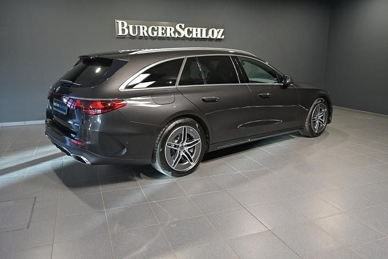 Gebraucht Mercedes E300 AMG 204 PS (150 kW) 2024 Graphitgrau Kombi