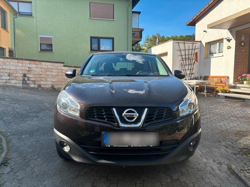 Violet Gebraucht 2012 Nissan Qashqai SUV | 6.500 € (Fairer Preis) - Bild 1/4