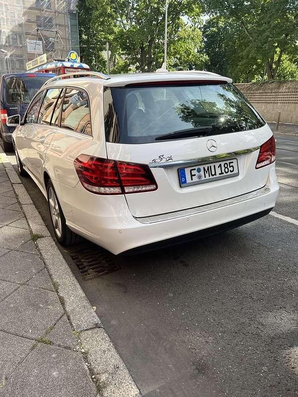 Gebraucht Mercedes E350 258 PS (189 kW) 2015 Kombi