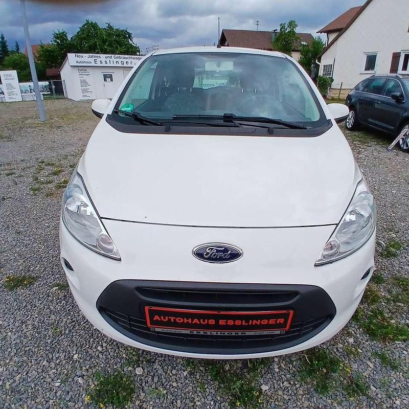 Gebraucht Ford Ka 69 PS (50 kW) 2016 Weiß Kleinwagen