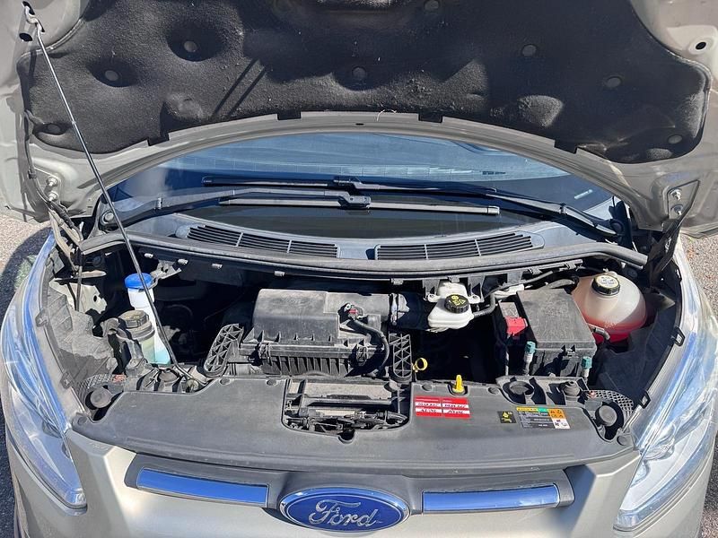 Gebraucht Ford Tourneo Titanium 155 PS (114 kW) 2015 Beige Van / Kleinbus