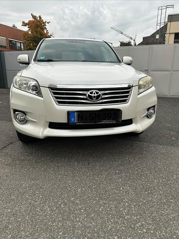 Gebraucht Toyota RAV4 150 PS (110 kW) 2011 Weiß SUV