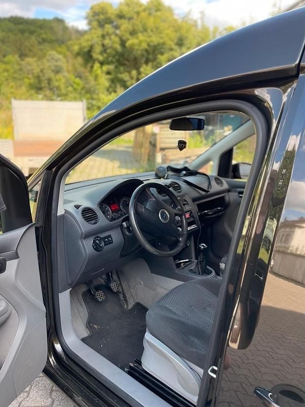 Usata VW Caddy 75 CV (55 kW) 2005 Nero Monovolume