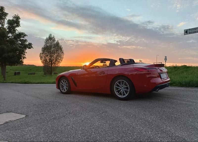 Rot Gebraucht 2020 BMW Z4 Cabrio | 29.999 € (Superpreis) - Bild 1/4
