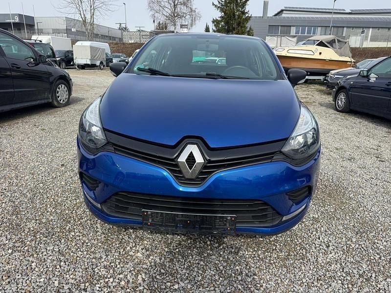 Gebraucht Renault Clio V Life 76 PS (55 kW) 2020 Kleinwagen
