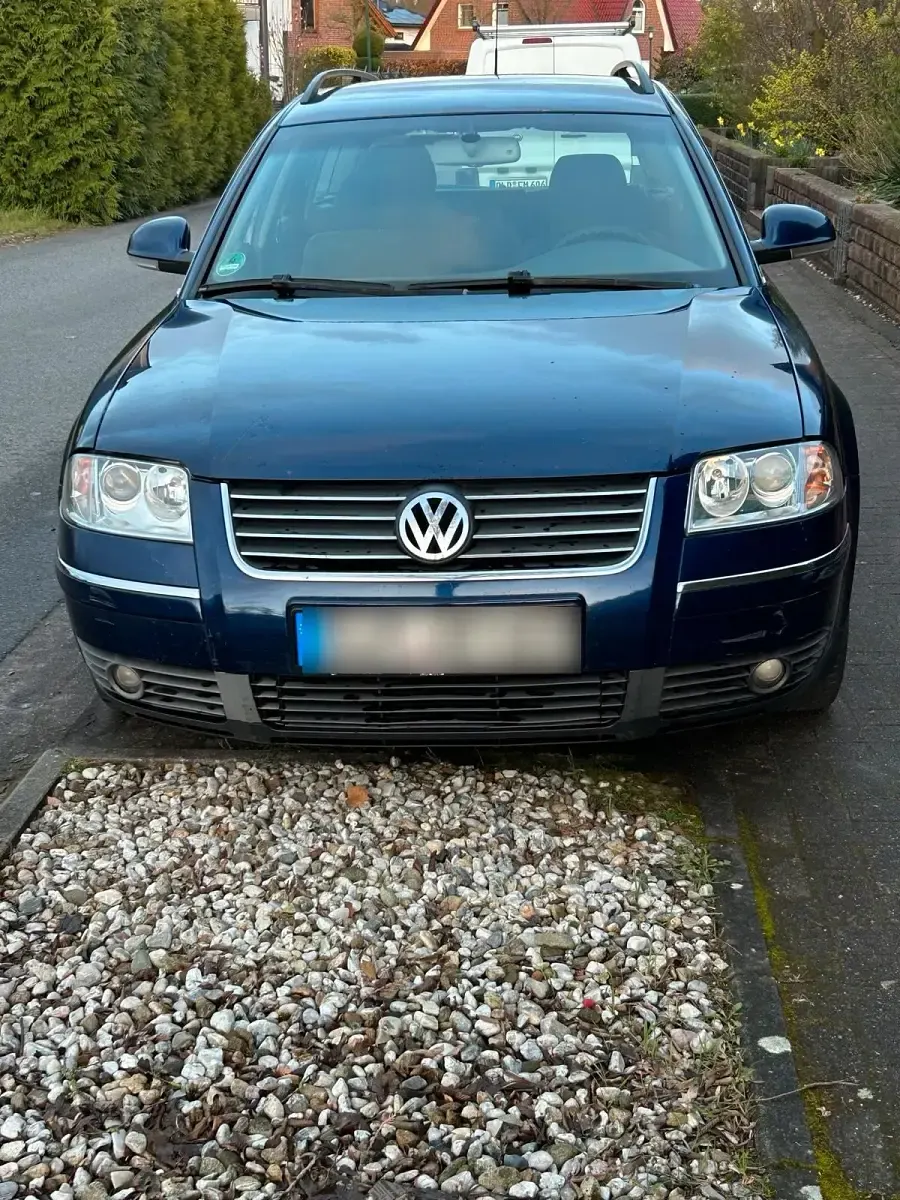 Gebraucht VW Passat 131 PS (96 kW) 2004 Blau Kombi