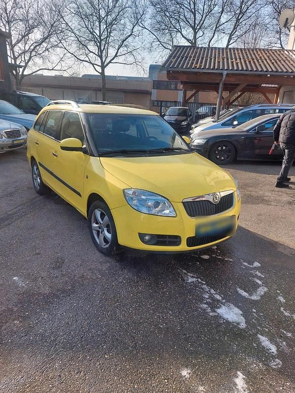 Gebraucht Skoda Fabia 105 PS (77 kW) 2008 Gelb Kombi