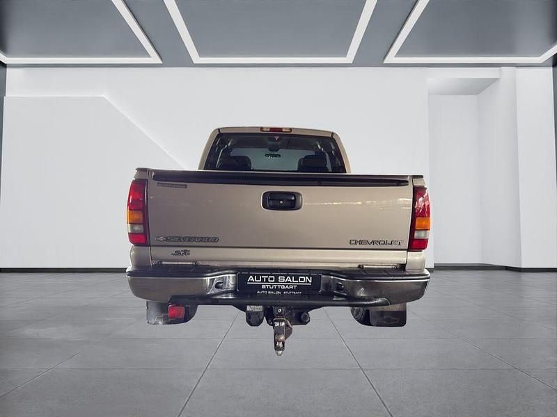 Gebraucht Chevrolet Silverado 266 PS (195 kW) 2002 Silber SUV