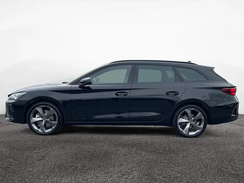 Neu Cupra Leon 204 PS (150 kW) 2026 Mitternachtsschwarz Limousine