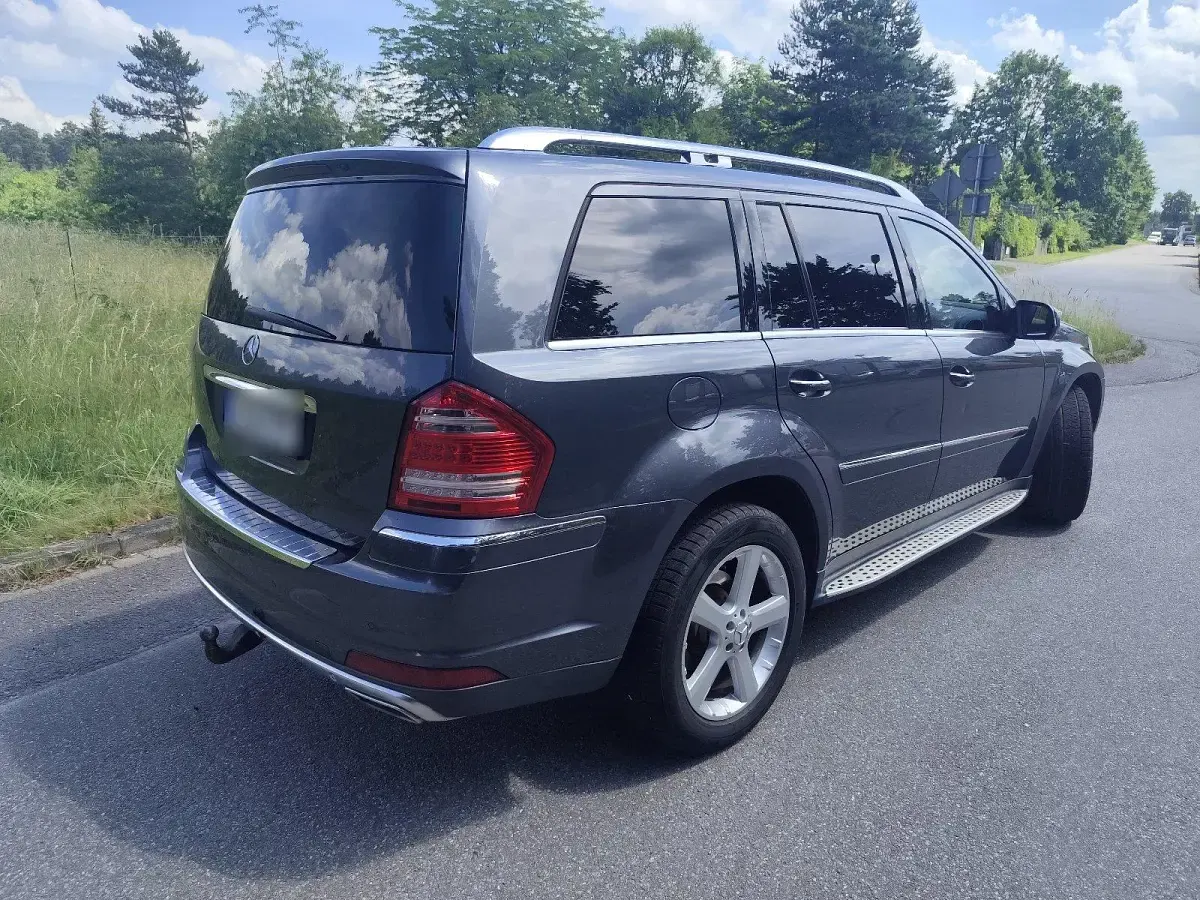 Gebraucht Mercedes GL450 306 PS (225 kW) 2010 Grau SUV