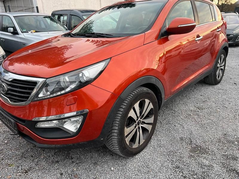 Gebraucht Kia Sportage 115 PS (84 kW) 2012 Orange SUV