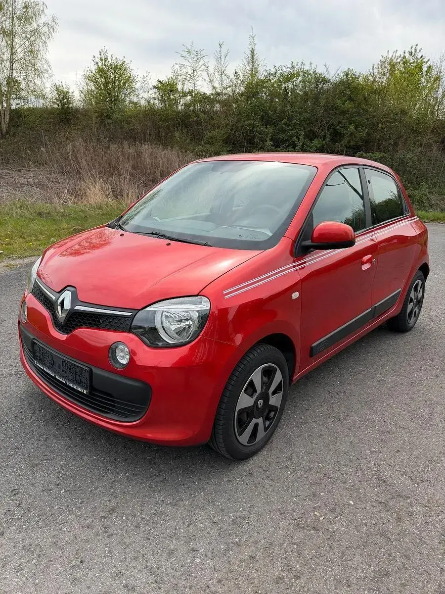 Używany Renault Twingo Dynamique 71 KM (52 kW) 2015 Czerwony Hatchback