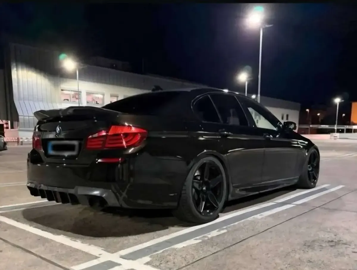 Gebraucht BMW M5 Basis 751 PS (552 kW) 2013 Schwarz Limousine