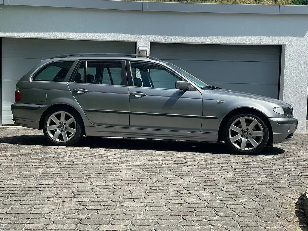 Gebraucht BMW 320 170 PS (125 kW) 2006 Silber Kombi