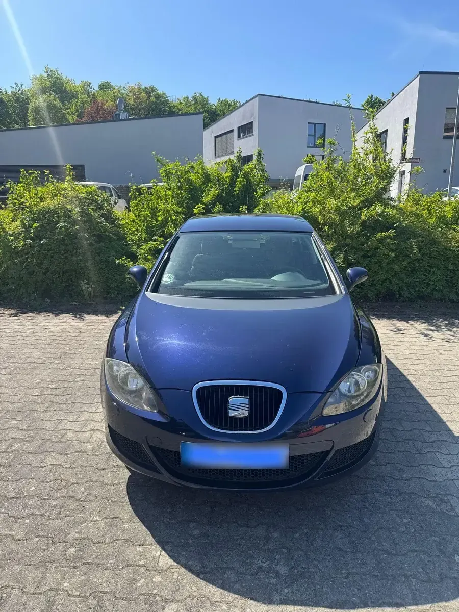 Usata Seat Leon 86 CV (63 kW) 2009 Blu Utilitaria