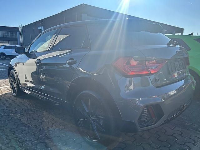 Gebraucht Audi A1 Basis 150 PS (110 kW) 2024 Grau Kleinwagen