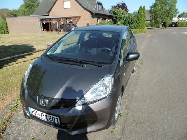 Gebraucht Honda Jazz 90 PS (66 kW) 2012 Braun metallic Kleinwagen