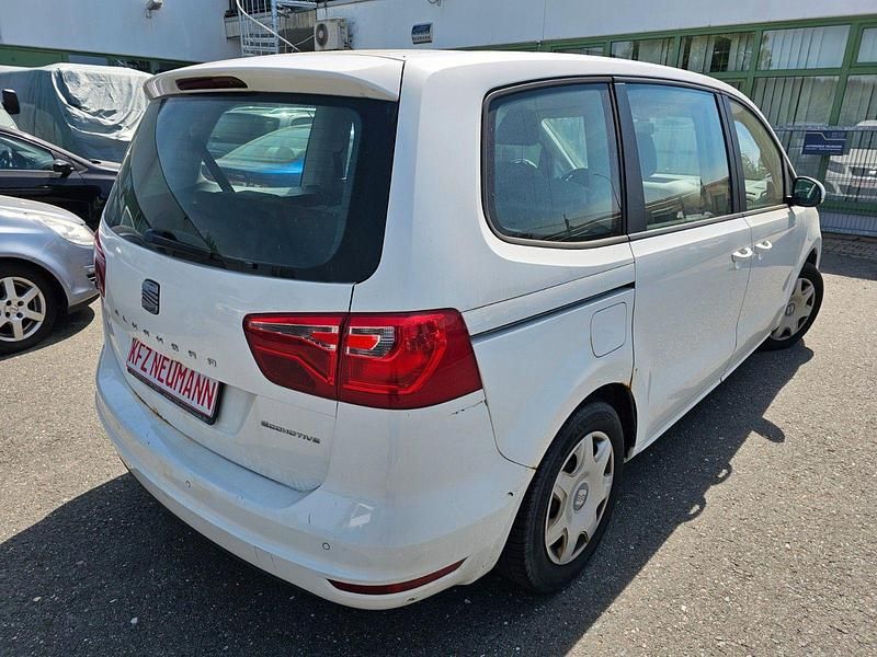 Second-hand Seat Alhambra 150 CP (110 kW) 2012 Alb Monovolum