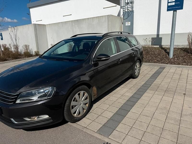 Gebraucht VW Passat 140 PS (102 kW) 2011 Braun Kombi