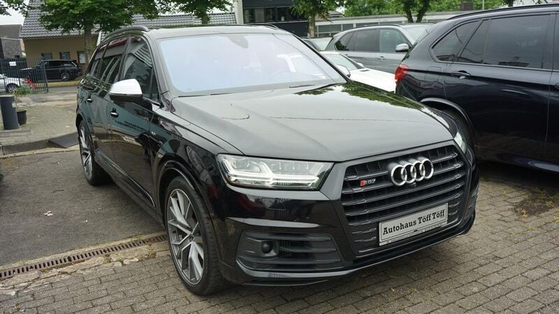Schwarz Gebraucht 2018 Audi SQ7 Ambiente SUV | 36.950 € (Fairer Preis) - Bild 1/4