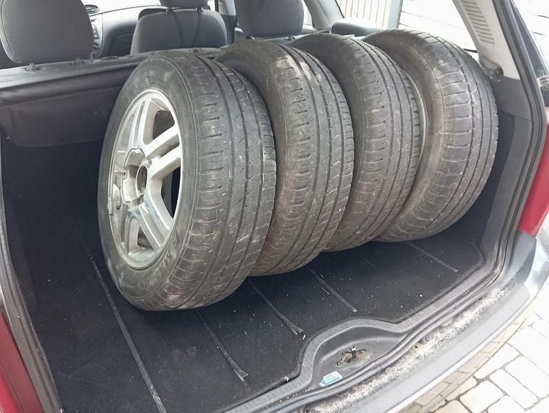 Second-hand Ford Focus 101 CP (74 kW) 2004 Break