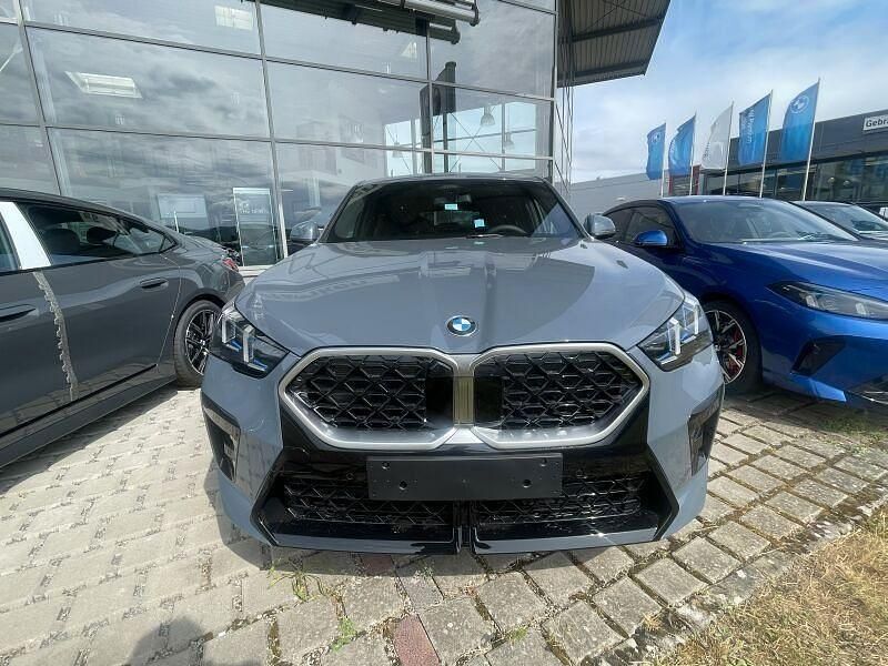 Individual storm bay metallic Gebraucht 2025 BMW X2 Performance SUV | 44.990 € (Fairer Preis) - Bild 1/4