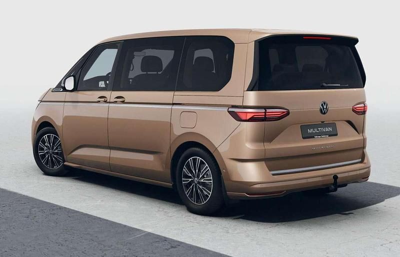 Neu VW Multivan Style 150 PS (110 kW) 2025 Copper bronze metallic Van