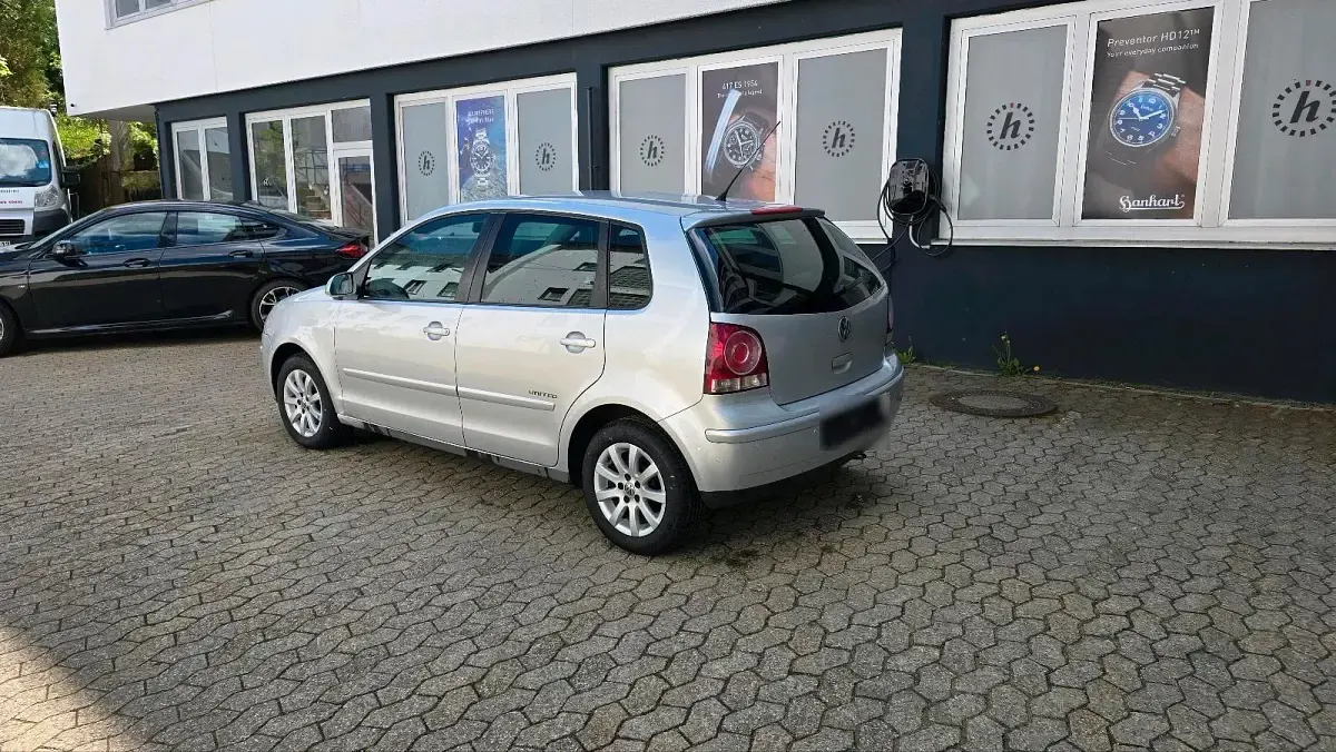 Second-hand VW Polo 64 CP (47 kW) 2008 Argintiu Hatchback