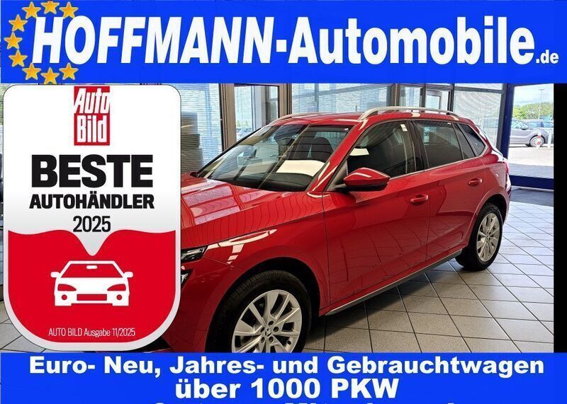 Velvetrotmet. (metallic) Gebraucht 2024 Skoda Kamiq Style SUV | 22.600 € (Fairer Preis) - Bild 1/4