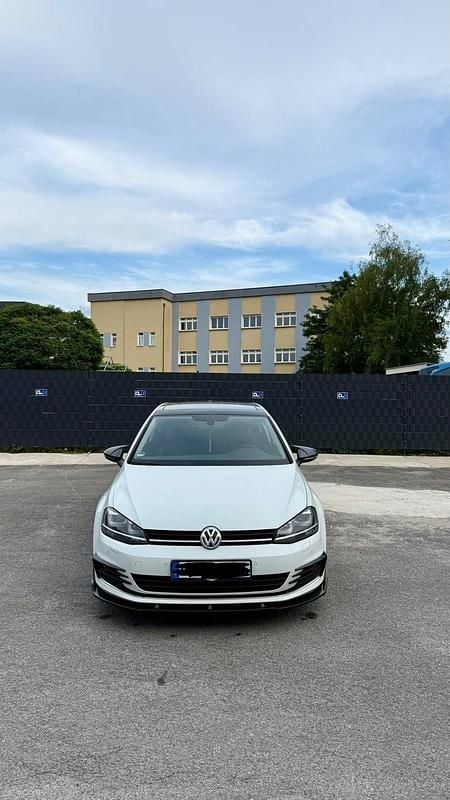 Weiß Gebraucht 2014 VW Golf Coupé | 8.500 € (Fairer Preis) - Bild 1/4