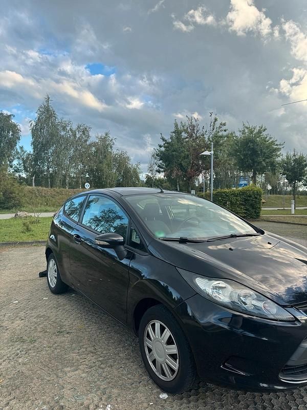 Gebraucht Ford Fiesta 60 PS (44 kW) 2009 Schwarz Kleinwagen