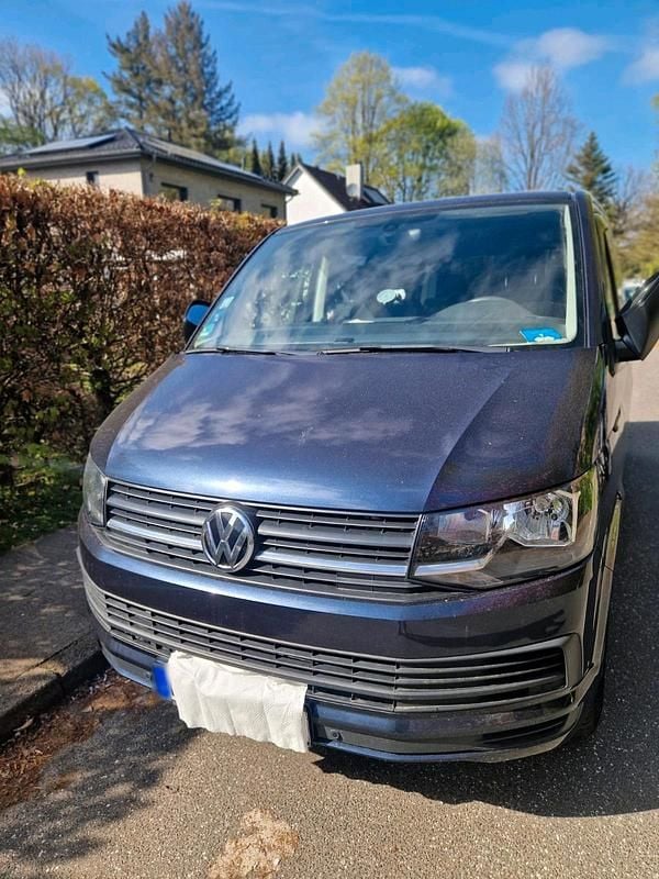 Używany VW T6 150 KM (110 kW) 2019 Niebieski Van