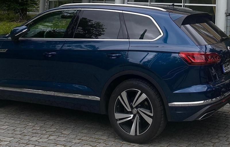 Gebraucht VW Touareg Elegance 286 PS (210 kW) 2019 Blau SUV