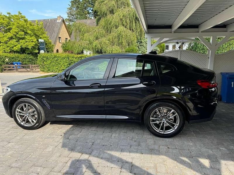 Schwarz Gebraucht 2019 BMW X4 M Sport SUV | 38.000 € (Etwas zu teuer) - Bild 1/4
