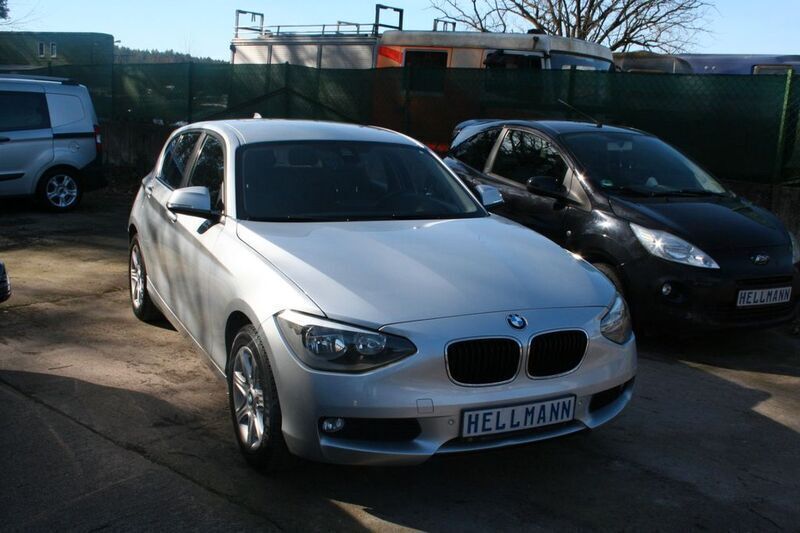 Silber Gebraucht 2012 BMW 118 Comfort Edition Kleinwagen | 7.999 € (Fairer Preis) - Bild 1/4