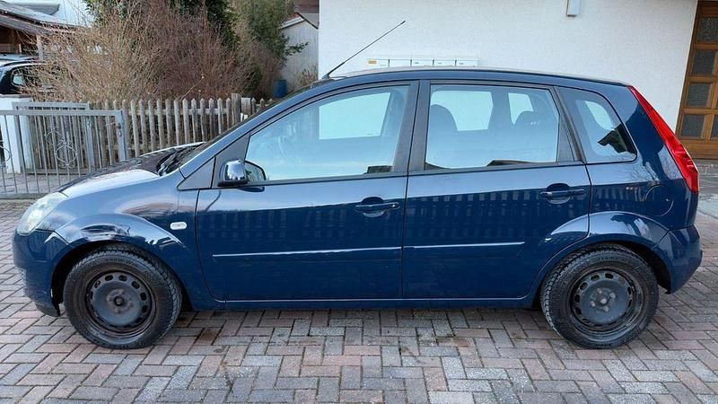 Gebraucht Ford Fiesta Style 80 PS (58 kW) 2008 Blau Kleinwagen