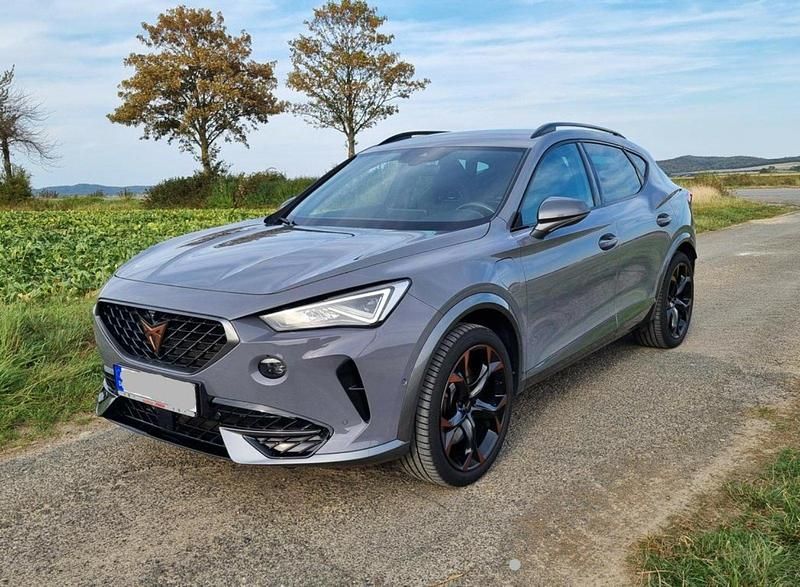 Grau Gebraucht 2021 Cupra Formentor VZ SUV | 26.400 € (Fairer Preis) - Bild 1/4