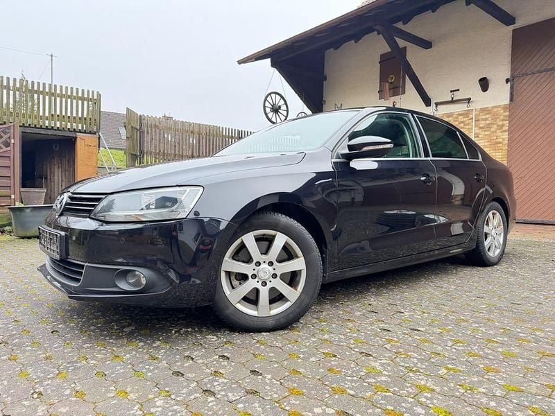 Gebraucht VW Jetta Highline 160 PS (117 kW) 2013 Schwarz Limousine
