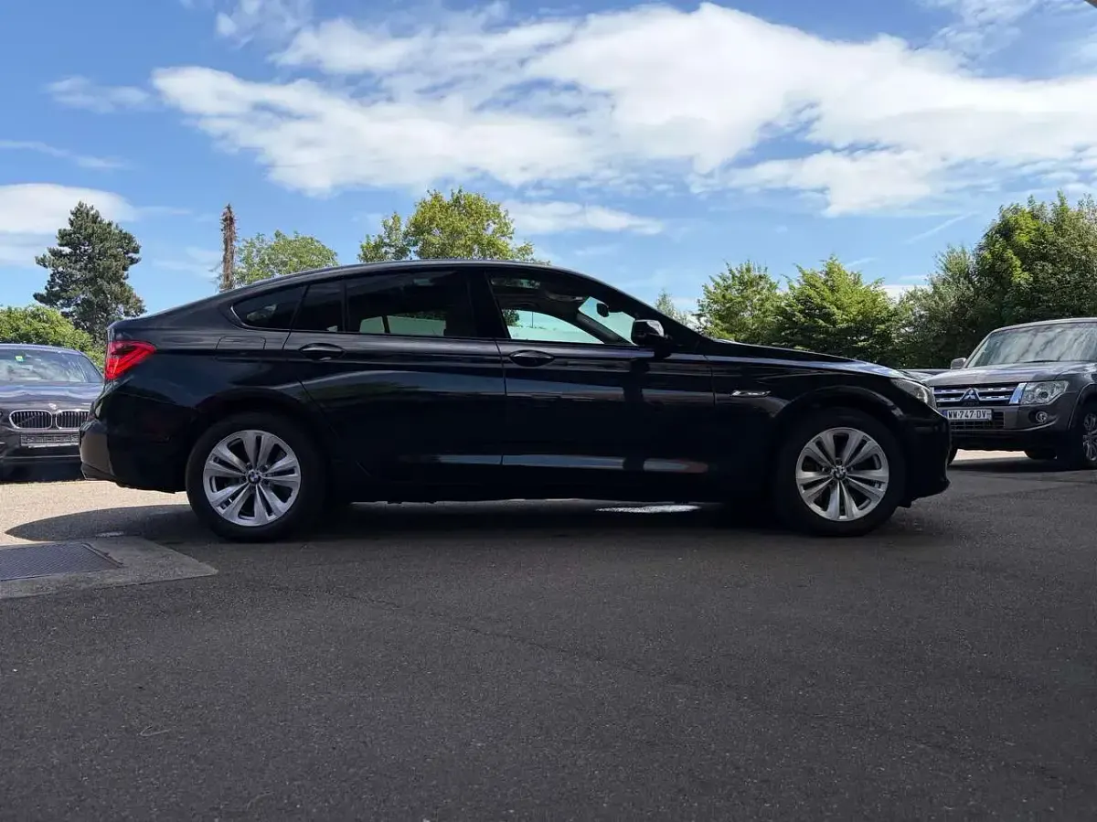 Gebraucht BMW 550 Gran Turismo 408 PS (300 kW) 2010 Black sapphire metallic Coupé