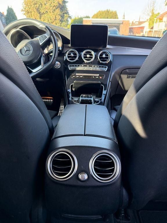 Gebraucht Mercedes GLC250 211 PS (155 kW) 2019 Weiß SUV