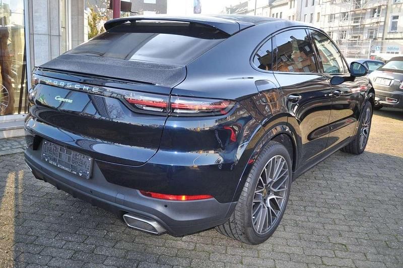 Gebraucht Porsche Cayenne E-Hybrid Coupe 340 PS (250 kW) 2020 Moonlightblue SUV
