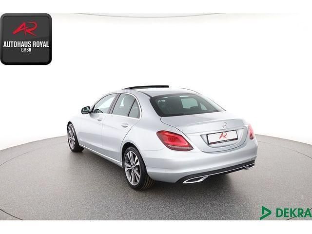 Gebraucht Mercedes C200 Avantgarde 184 PS (135 kW) 2020 Silber Limousine