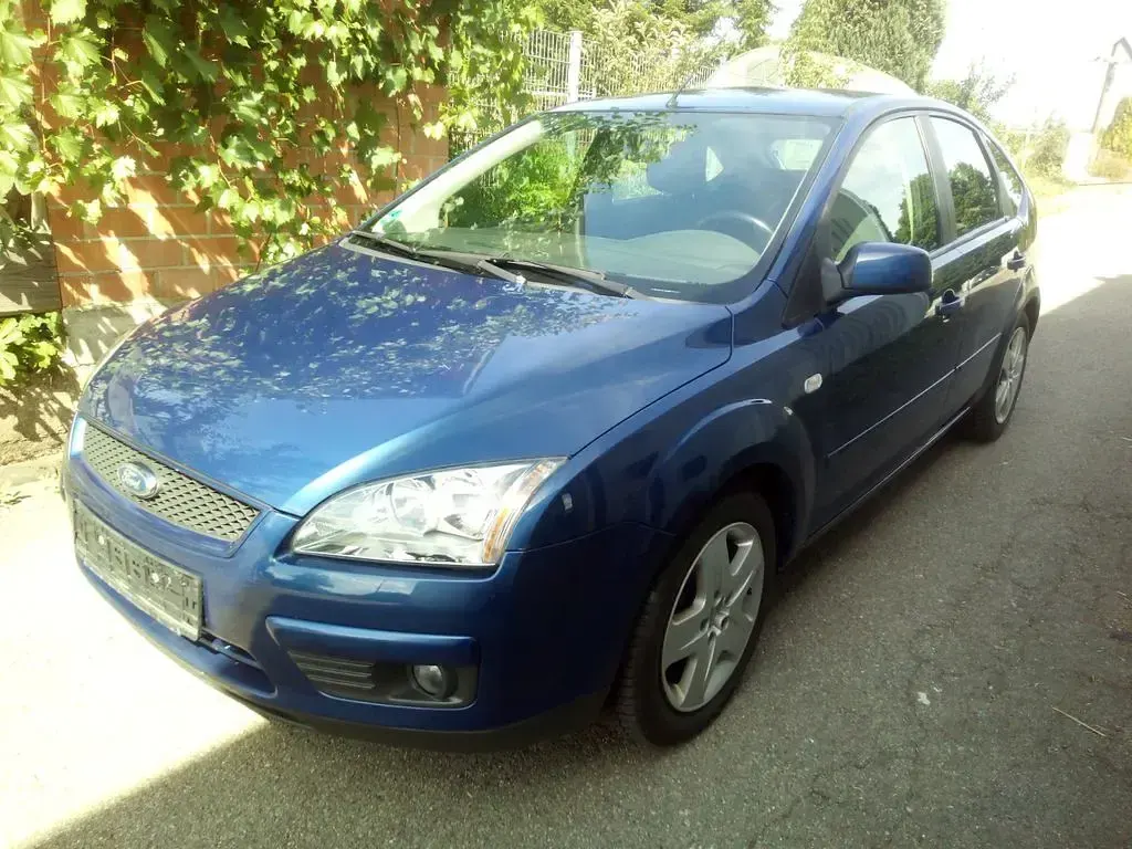 Gebraucht Ford Focus Style 116 PS (85 kW) 2008 Blau Limousine