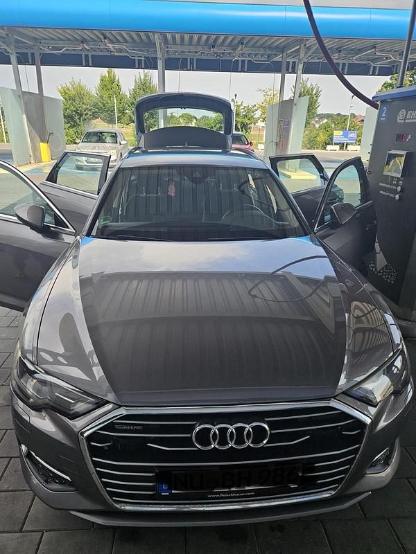 Grau Gebraucht 2019 Audi A6 Kombi | 28.600 € (Etwas zu teuer) - Bild 1/4