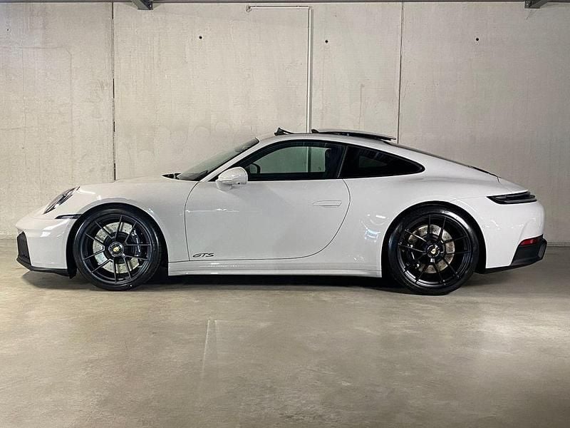 Gebraucht Porsche 911 Carrera GTS 541 PS (397 kW) 2025 Kreide Coupé