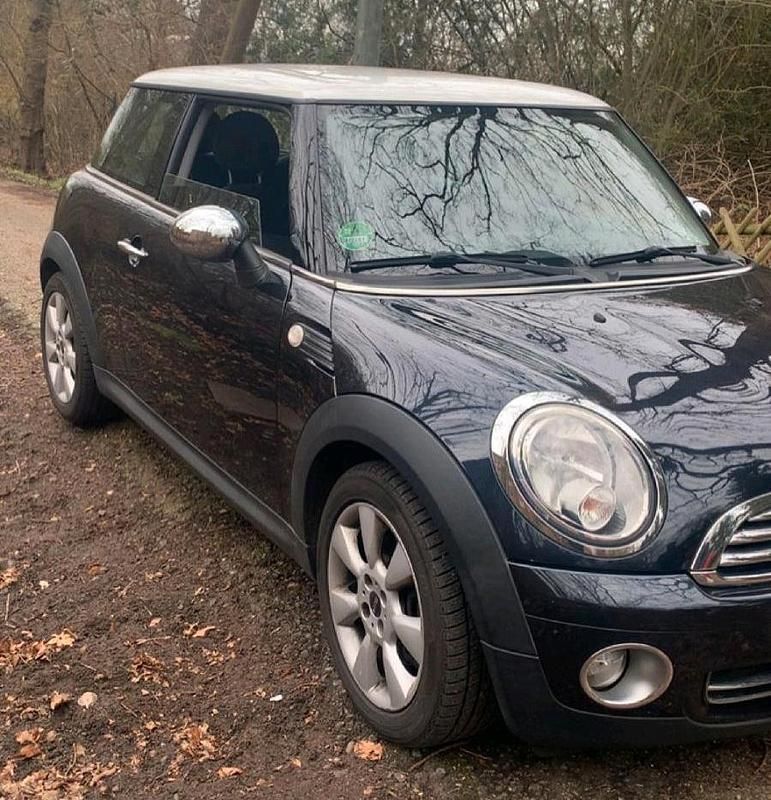 Gebraucht Mini Cooper 120 PS (88 kW) 2007 Schwarz Kleinwagen
